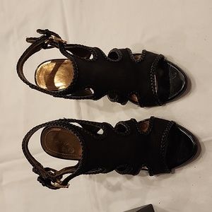 Tahari Lexie black linen heels size 8